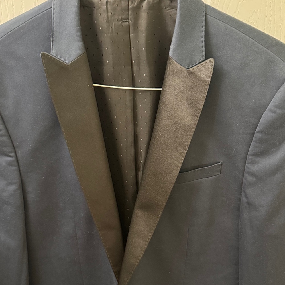 Express Men's Midnight Blue Tuxedo Jacket - Picture 2 of 5